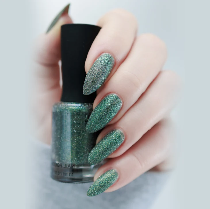 V Nail Spa